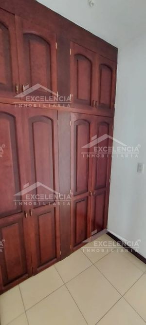 SE VENDE CASA EN FRACC. PRIVADO LOMA DORADA