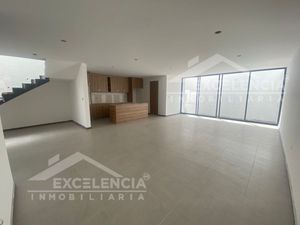 CASA NUEVA EN FRACCIONAMIENTO RETORNO CISNES ALTOZANO