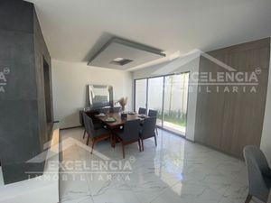 VENTA DE CASA  NUEVA EN RESIDENCIAL EN ALTOZANO (JABALÍ)