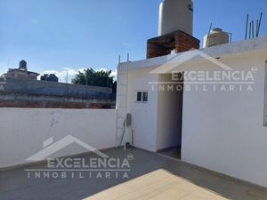 VENTA DE EDIFICIO EN TRES NIVELES CON 6 LOFTS EN COLONIA RICARDO FLORES MAGON