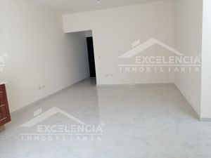 CASA DE UN NIVEL EN VENTA EN PRIVADO POR AVENIDA PEDREGAL