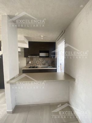 VENTA DE CASA EN FRACCIONAMIENTO PRIVADO CON VIGILANCIA “VISTAS LA HUERTA “