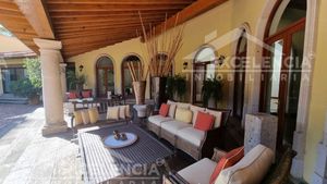 PROPIEDAD EN VENTA POR LA ZONA DE LA HUERTA,HACIENDA.