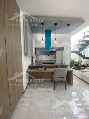 VENTA DE CASA  NUEVA EN RESIDENCIAL EN ALTOZANO (JABALÍ)