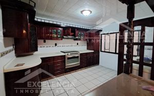 CASA EN VENTA, EN COLINAS DEL SUR