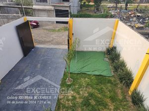 DEPARTAMENTO CON ÁREA DE SALÓN DE FIESTAS EN VENTA EN VALLE DEL REAL.