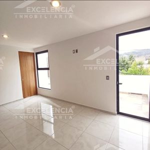 VENTA CASA EN FRACC. LOMAS DEL SUR