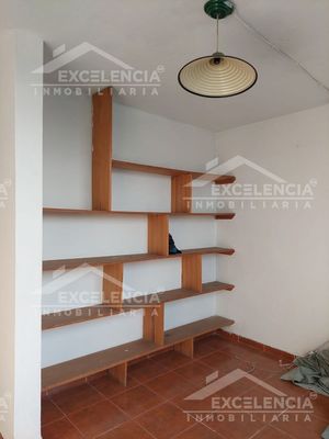 EXCELENTE UBICACIÓN CASA EN VENTA EN ESQUINA POR SALIDA SALAMANCA, TECNOLÓGICO