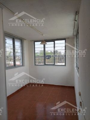 EXCELENTE UBICACIÓN CASA EN VENTA EN ESQUINA POR SALIDA SALAMANCA, TECNOLÓGICO