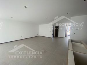 CASA NUEVA EN FRACCIONAMIENTO RETORNO CISNES ALTOZANO