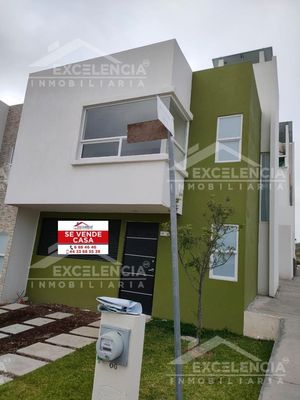 VENTA DE CASA EN FRACC. PRIVADO REAL CASTILLEJO TARIMBARO.