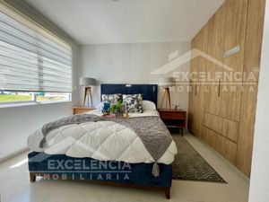 VENTA DE CASA NUEVA EN FRACCIONAMIENTO PRIVADO REAL CASTILLEJO