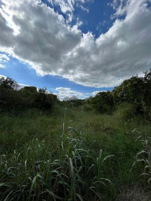 Quinta en Venta en Hacienda San Bartolo, Cadereyta Jiménez, N.L.