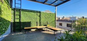 Casa remodelada de 3 recs. y roof garden