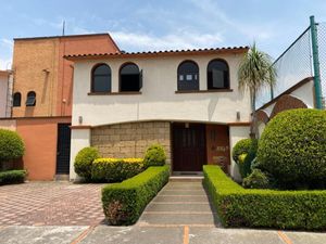 casa venta en Metepec con amenidades