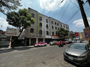Edificio en venta para remodelar San cosme Santa María la Rivera