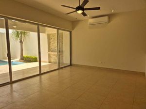 Casa en renta en privada en Temozón, Mérida, Yucatán