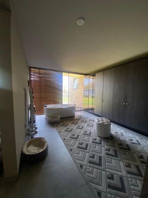 RESIDENCIA EN RENTA UNA PLANTA