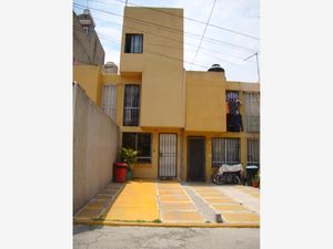 Casa en Venta en Los Héroes Ecatepec Sección III Ecatepec de Morelos