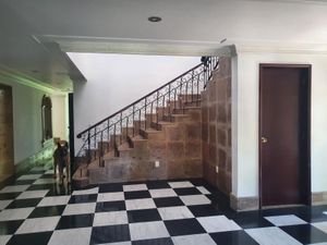 Casa en Venta en Lomas Del Valle Zapopan