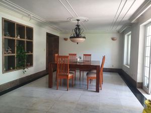 Casa en Venta en Lomas Del Valle Zapopan