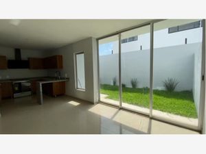 Casa en Venta en Valle Imperial Zapopan