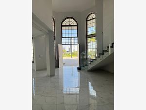 Casa en Venta en Puerta de Hierro Zapopan