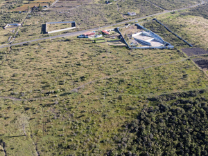 Terreno en Venta a Pie de Carretera el Marques