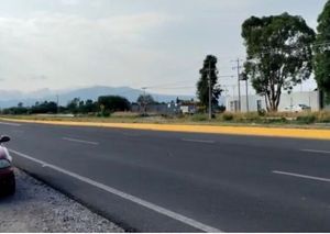 TERRENO EN VENTA A PIE DE CARRETERA EN TEQUISQUIAPAN