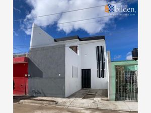 Casas en venta en 20 de Noviembre, Privada Alejandrina, 34236 Durango, Dgo.,  México