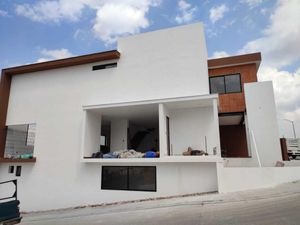 Casa en Venta en Bosques Tres Marias Morelia