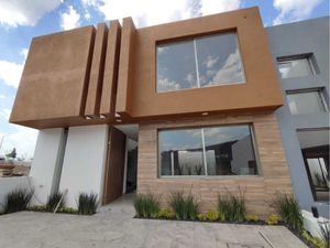 Casa en Venta en Bosques Tres Marias Morelia