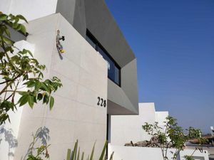 Inmuebles y propiedades en venta en Amp Club Campestre la Huerta, 58195  Morelia, Mich., México