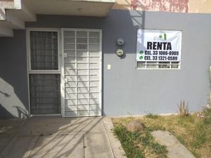 Casa en renta en Fisicos . 50, Fracc Vistas del Pedregal, Tonalá,  Jalisco.