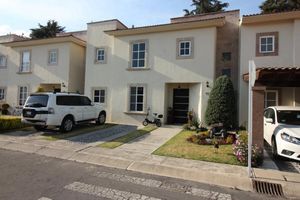 Hermosa casa en venta en  Metepec