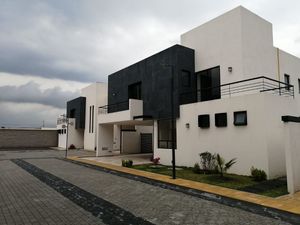 Casas en venta en Nueva San Luis, Metepec, Méx., México, 52148