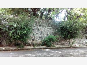 Terreno en Venta en Manantiales Cuernavaca