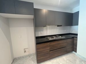 Departamento en Venta con balcón en Lomas de Tecamachalco