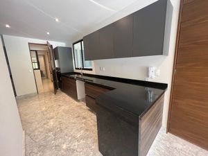 Departamento en Venta con balcón en Lomas de Tecamachalco