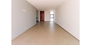 Casa en venta dentro de residencial al norte de Mérida.