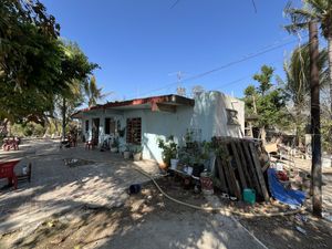 Terreno en Cholul a una cuadra de carretera principal Mérida-Motul