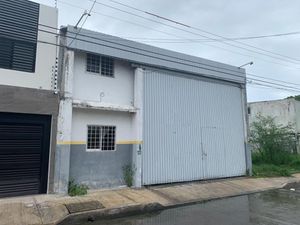 Bodega en renta en Col. Miami