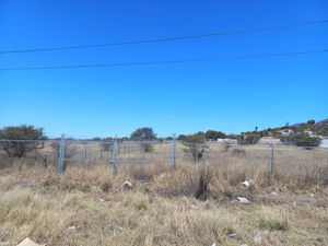 RENTA  Terreno  Con frente a Carretera 500-Chichimequillas-Aeropuerto