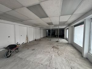 Renta de Local Comercial en Plaza Echegaray Naucalpan de Juárez