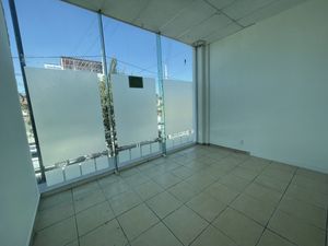 LOCAL EN VENTA  PLAZA CRISTAL DESARROLLO SAN PABLO