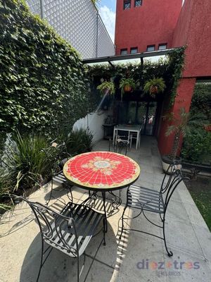 CASA EN VENTA Y RENTA LOMAS DE TECAMACHALCO, NAUCALPAN