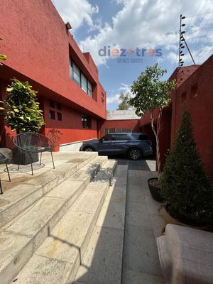 CASA EN VENTA Y RENTA LOMAS DE TECAMACHALCO, NAUCALPAN