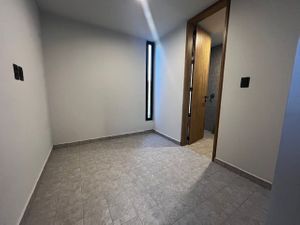 Extraordinaria Residencia de Lujo en Venta en Lomas del Campanario Norte.