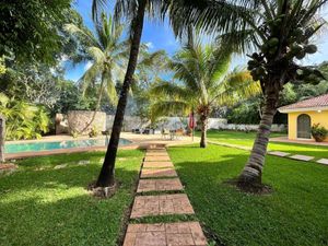 Preciosa residencia en el Club de Golf La Ceiba*  Mérida Yucatán