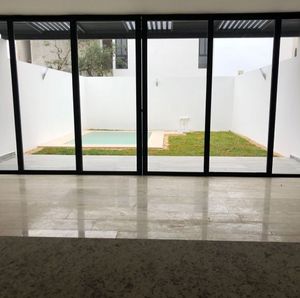 Townhouse de 3 recámaras en privada con amenidades.